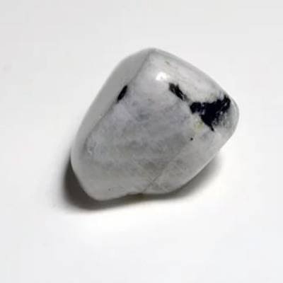 Shadows and Light: Discovering the Hidden Depths of Grey Moonstone Properties